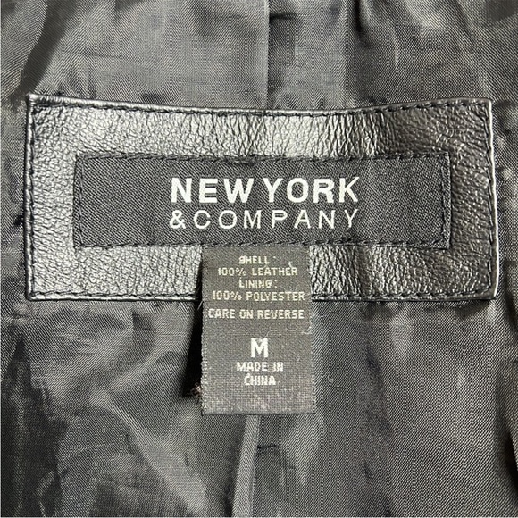 Vintage New York & Company Zip Front Minimalist Black Pebbled Leather Jacket - Picture 4 of 4
